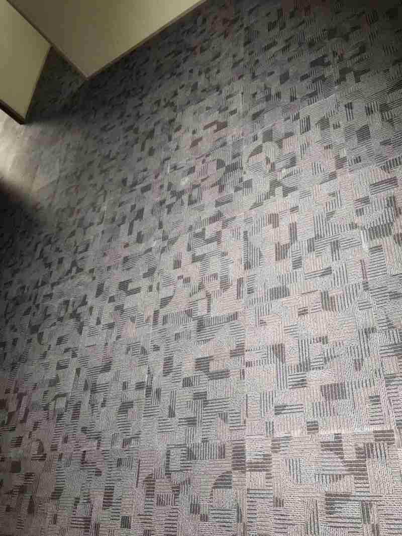 广东防水耐磨仿毯纹胶地板办公室写字楼酒店宾馆走廊通道石塑地板图2
