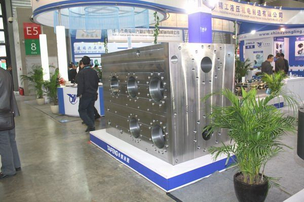 泰丰供应YN32-1250CV-00A顶出缸Dg32型插装阀图1