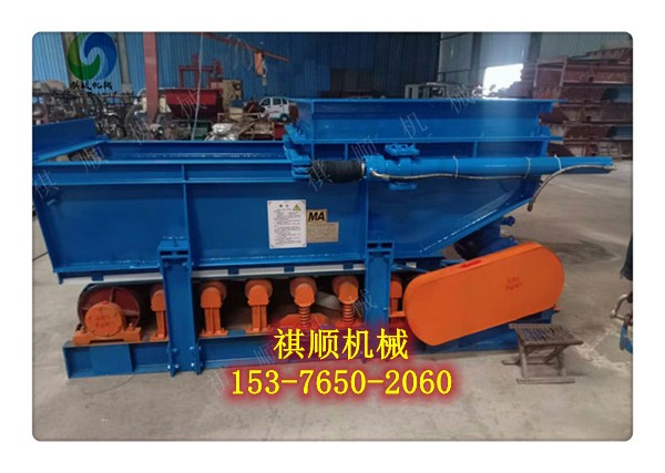 GLD2000给煤机主动滚筒320*1100含链轮图1