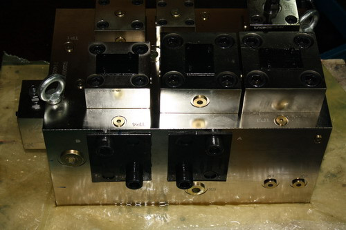厂家供应TLFA 016 KWA -7X SM 型盖板图1